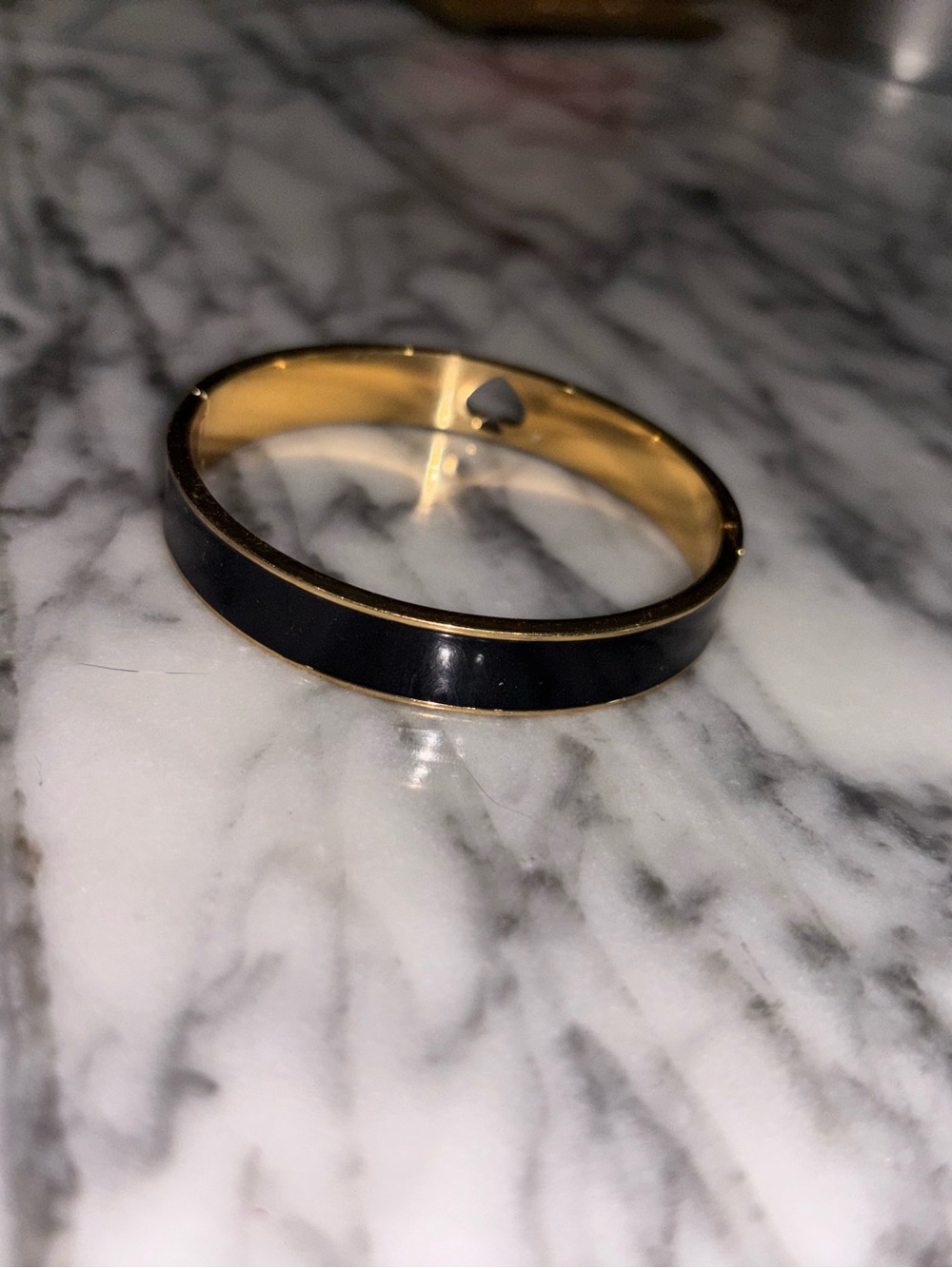 Kate Spade Black Enamel Gold Spade Hinged Bangle - Picture 8 of 8
